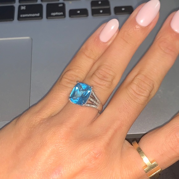 Blue topaz diamond ring - Picture 2 of 7